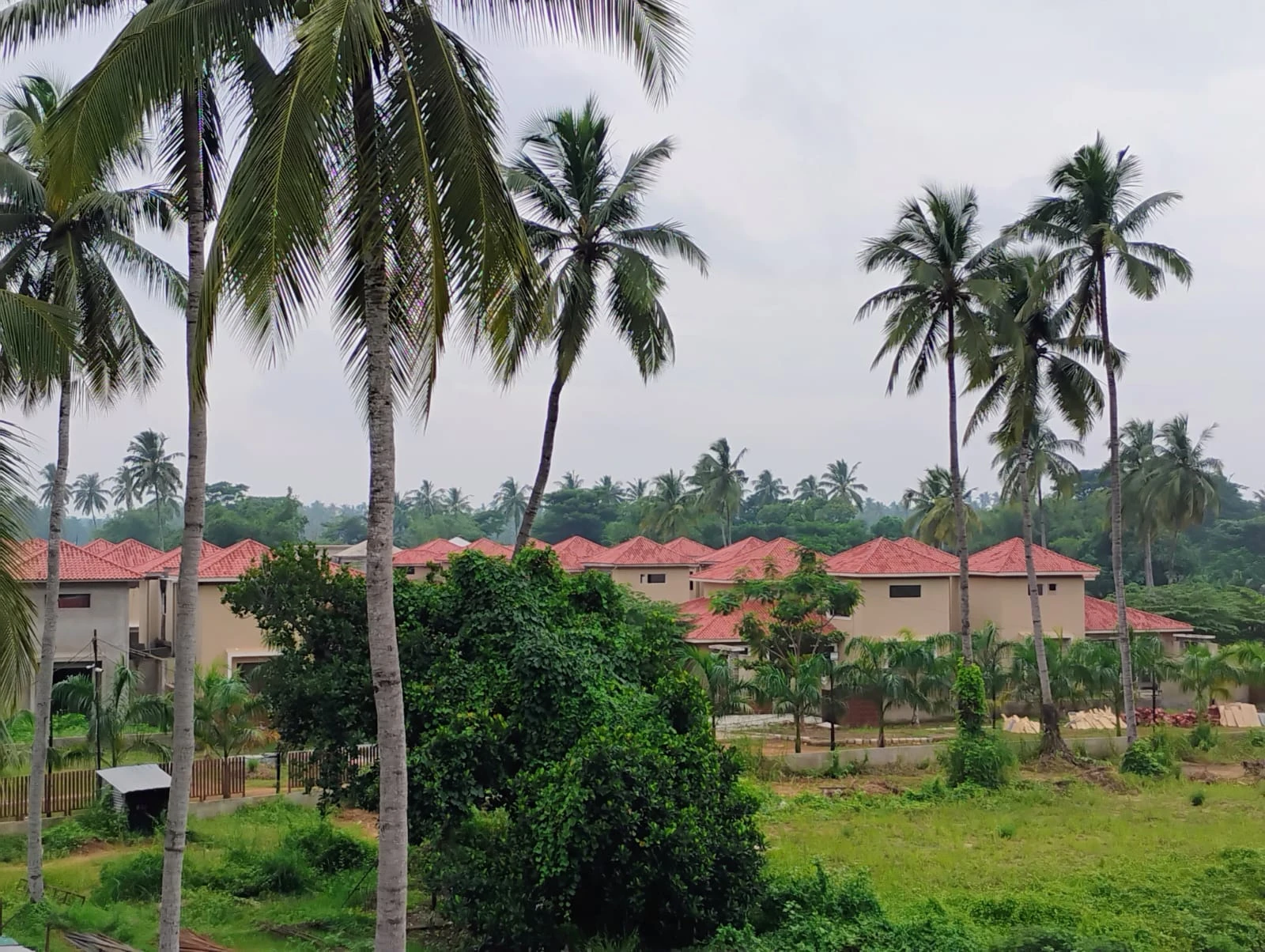 Bungalow & Villa at Royal Palm Village