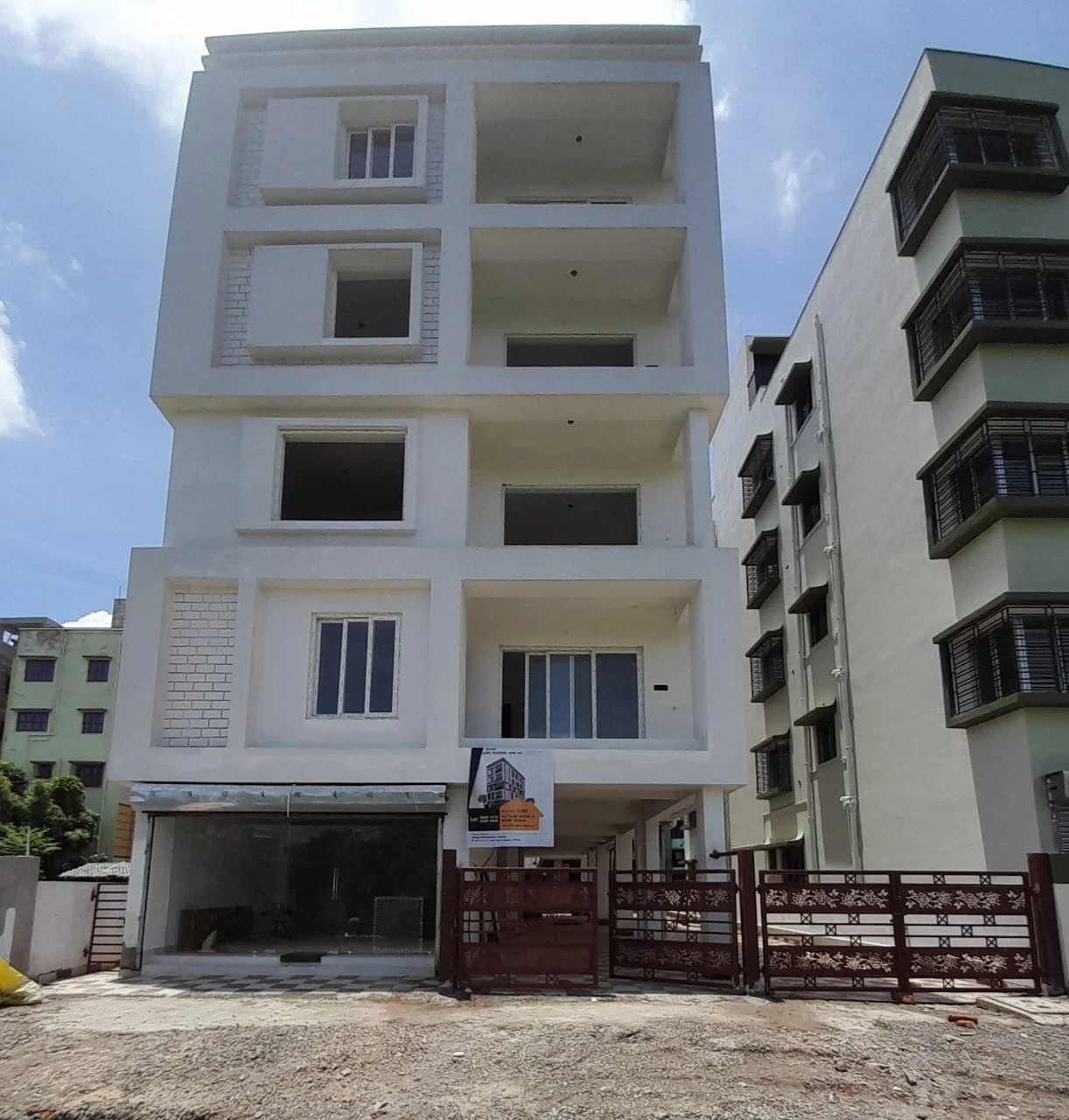 Boundary wall construction
